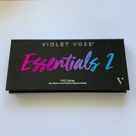 Violet Voss essentials 2 eyeshadow palette - Picture 2 of 3